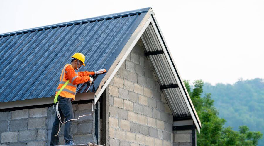 Expert new roof installation services in South Milwaukee, WI